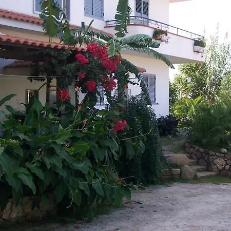 Aparthotel Pantaleo 3*